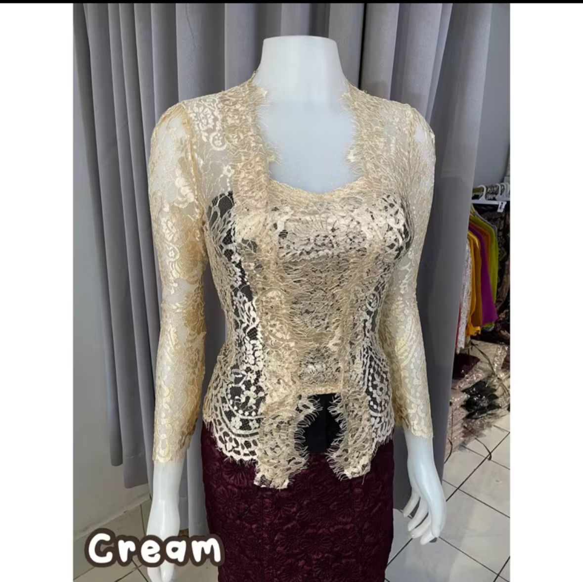 Kebaya Brokat Metalic